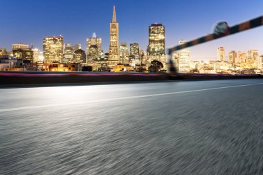 asfalt yol ile cityscape modern şehir