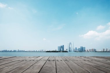 boş ahşap zemin ve cityscape