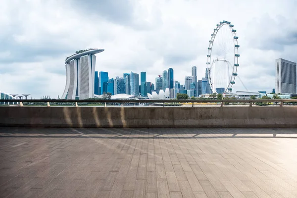 Lege Marmeren Vloer Met Skyline Van Singapore — Stockfoto
