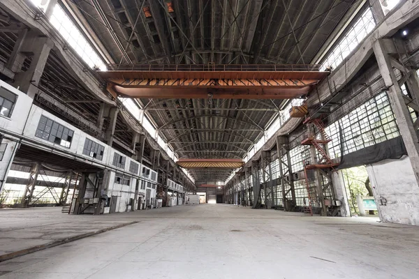 Interior del taller abandonado — Foto de Stock