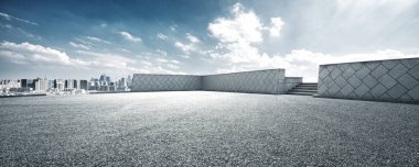 boş asfalt yol ile cityscape Hangzhou bulut gökyüzünde