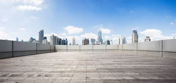 Tom Tegel Golv Och Stadsbilden Shanghai Blå Moln Himlen — Stockfoto