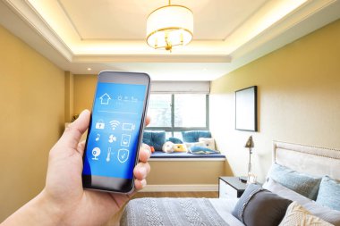 Akıllı ev ve modern yatak odası ile Smartphone