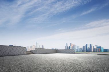 boş asfalt yol ve Hangzhou Qianjiang new city mavi bulut gökyüzü'cityscape