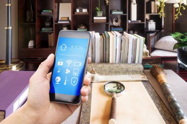 Akıllı ev ve modern çalışma ile Smartphone