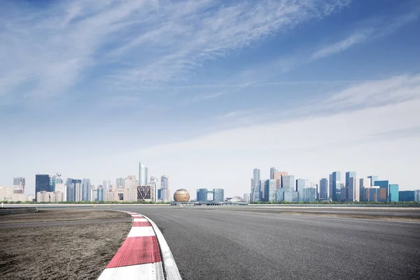 Empty Asphalt Road Cityscape Hangzhou Qianjiang New City Blue Cloud — Stock Photo, Image