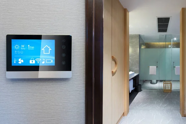 Écran Intelligent Avec Maison Intelligente Salle Bain Moderne — Photo