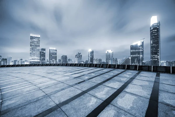 Leeg Modern Plein Wolkenkrabbers Moderne Stad — Stockfoto