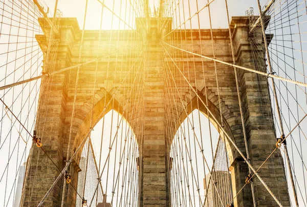 Puente de Brooklyn al atardecer — Foto de Stock