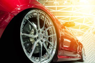 Açık bir genel kırmızı spor araba