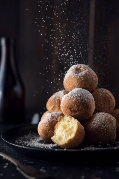 Frittierte Teigbällchen — Stockfoto