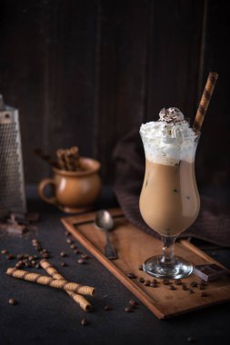 ahşap zemin buzlu kahve