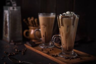 ahşap zemin buzlu kahve