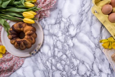 Sade kek ile Paskalya arka plan