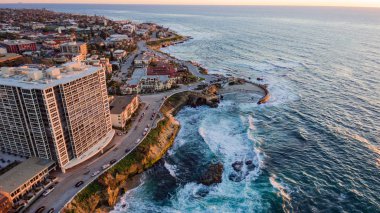 Kaliforniya sahili ve Pasifik Okyanusu