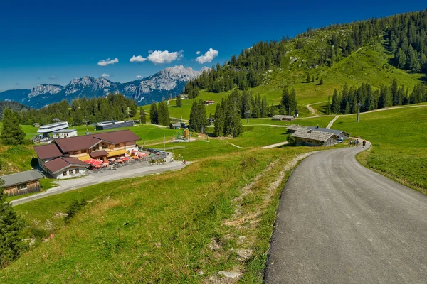 Alpine Resort, nyáron — Stock Fotó