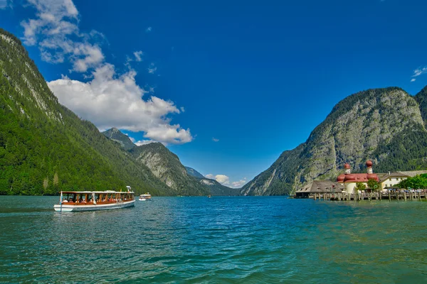 St.Bartolomei εκκλησία στη λίμνη Konigsee — Φωτογραφία Αρχείου