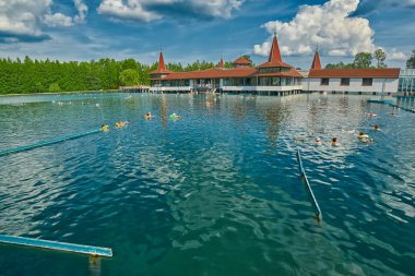 Heviz termal Gölü Macaristan sıcak suyla