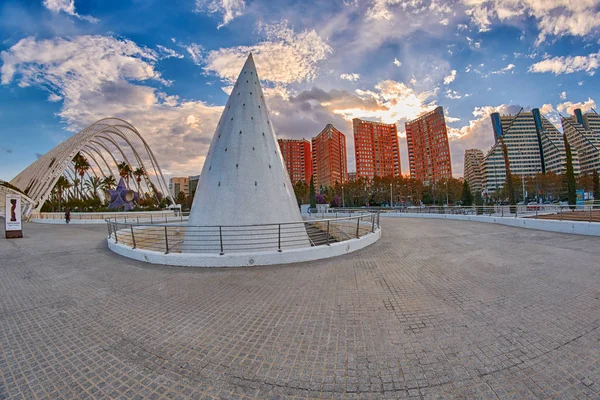 Nowoczesna architektura i Umbracle Garden City of Arts idealna w dziedzinie nauk — Zdjęcie stockowe