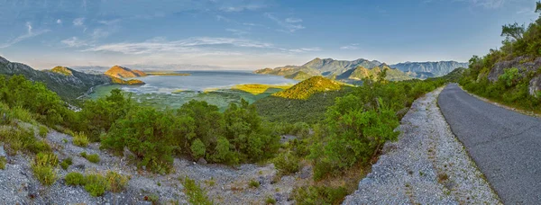 Skarar jezero Černá Hora — Stock fotografie