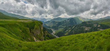 Gürcü askeri yol Panorama