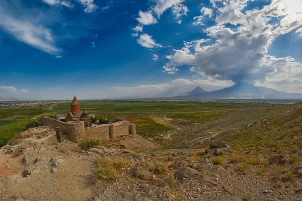 Khor Virap μοναστήρι στα σύνορα της Αρμενίας-Τουρκίας κοντά στο Αραράτ Μούντα — Φωτογραφία Αρχείου