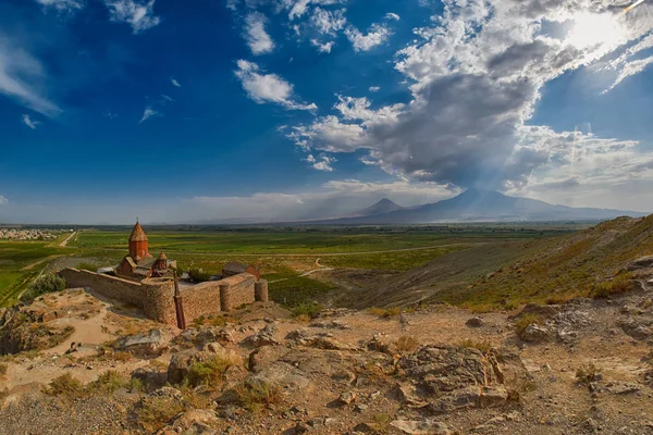 Khor Virap μοναστήρι στα σύνορα της Αρμενίας-Τουρκίας κοντά στο Αραράτ Μούντα — Φωτογραφία Αρχείου
