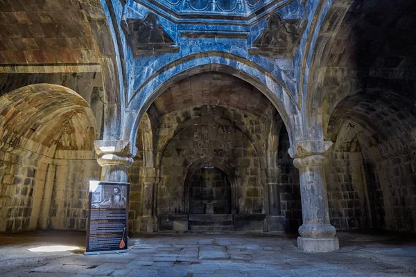 Haghpat 修道院, 亚美尼亚-2017年8月01日: Haghpat 的内部 — 图库照片