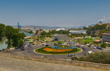 Tiflis, Gürcistan - 31 Ağustos 2017: Tiflis görünümü şehir