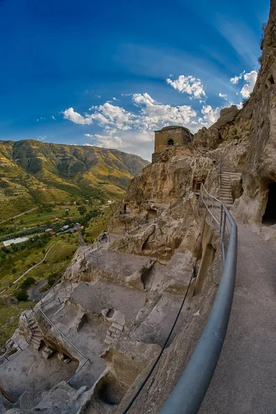 Hegyi város Vardzia Grúziában — Stock Fotó