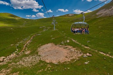Goderdzi, Acara bölgesinde, Gürcistan - 08 Ağustos 2017: yeni teleferik 