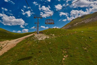 Goderdzi, Acara bölgesinde, Gürcistan - 08 Ağustos 2017: yeni teleferik 