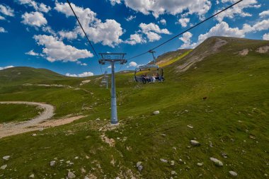 Goderdzi, Acara bölgesinde, Gürcistan - 08 Ağustos 2017: yeni teleferik 