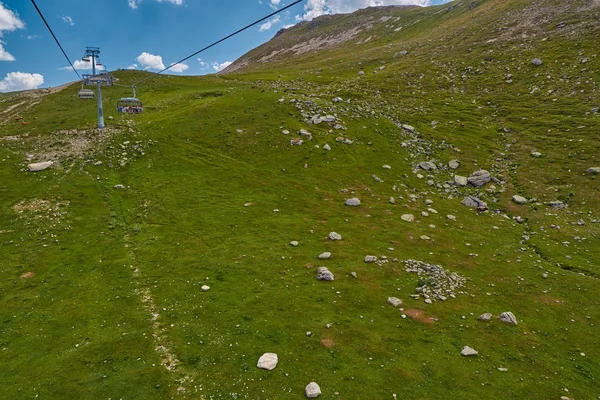 Goderdzi, Acara bölgesinde, Gürcistan - 08 Ağustos 2017: yeni teleferik 