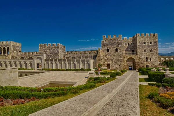 AKHALTSIKHE, GEORGIA - 08 DE AGOSTO DE 2017: Famoso Castelo de Rabati Comp — Fotografia de Stock