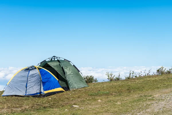 güzel doğal manzara ile Kamp Çadırları