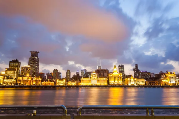 Beautiful shanghai bund in sunset — Stock Photo, Image