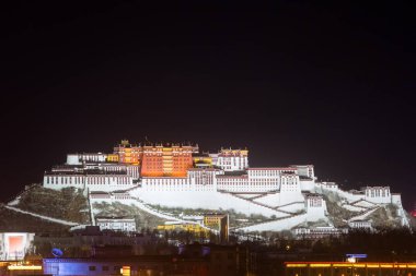 potala Sarayı closeup geceleri