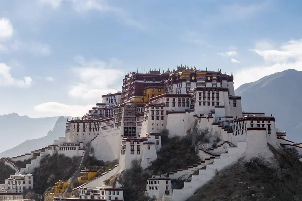 The potala palace in the afternoon — Stock Photo, Image