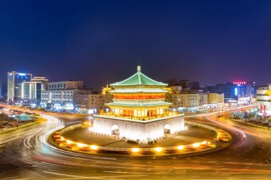 Xi'an çan kulesinde gece