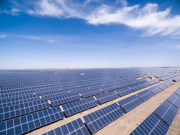 Vue aérienne de l'énergie solaire — Photo