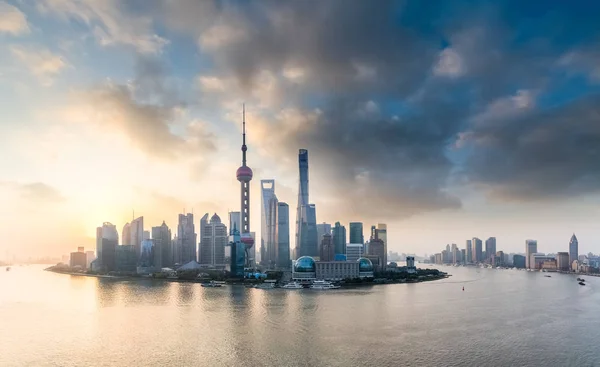 Panorama skyline de Shanghai — Fotografia de Stock