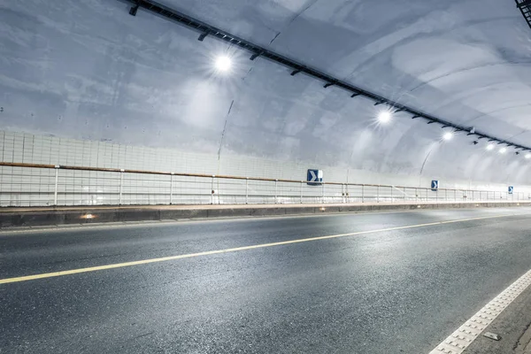 Tunnel interior scene — Stock Photo, Image