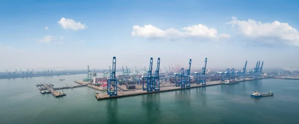 A légi felvétel a tianjin port — Stock Fotó