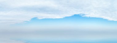 Mavi gökyüzü arkaplanı