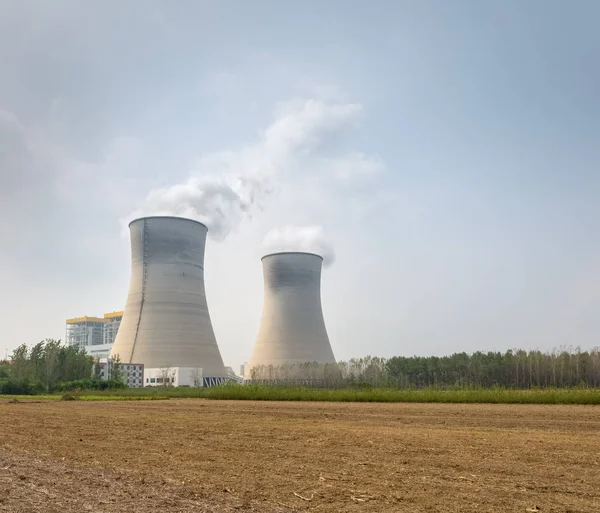 Теплоэлектростанция в Шаньдуне — стоковое фото