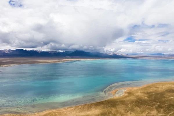 Εναέρια Άποψη Της Όμορφης Λίμνης Οροπέδιο Qinghai Kunlun Πηγή Του — Φωτογραφία Αρχείου