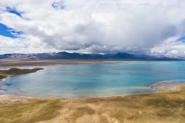 Luchtfoto Van Plateau Meer Golmu Kunlun Berg Achterland Qinghai Provincie — Stockfoto