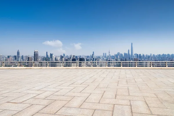 Empty Brick Floor Roof Platform Shanghai Skyline Sunny Sky — Stock Photo, Image