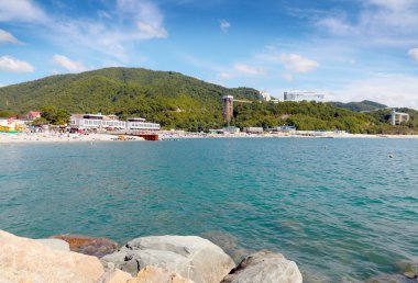 vahşi kayalık plaj